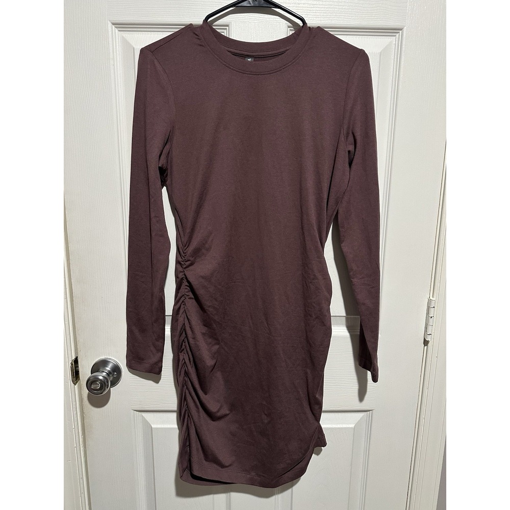 Vuori Long Sleeve Halo Essential Dress Plum Women's L VW608